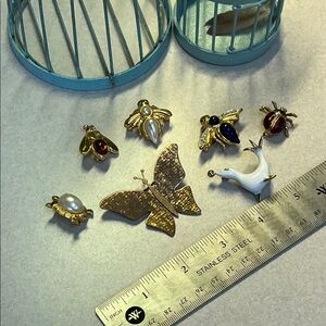 Gold Tone and Enamel Multicolor Brooch Set